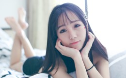 甜美可爱的小女生写真2K桌面壁纸